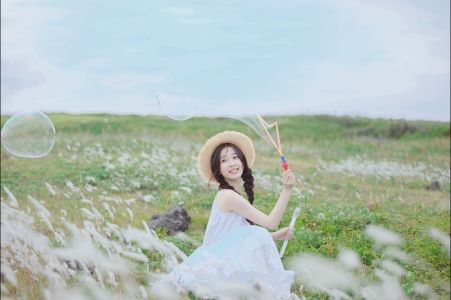 依依直播安卓破解看版 V17.1