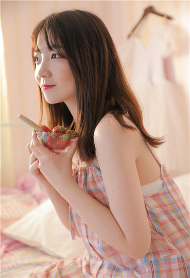 草莓秋葵菠萝蜜黄瓜丝瓜绿巨人安卓新版 V5.1.23