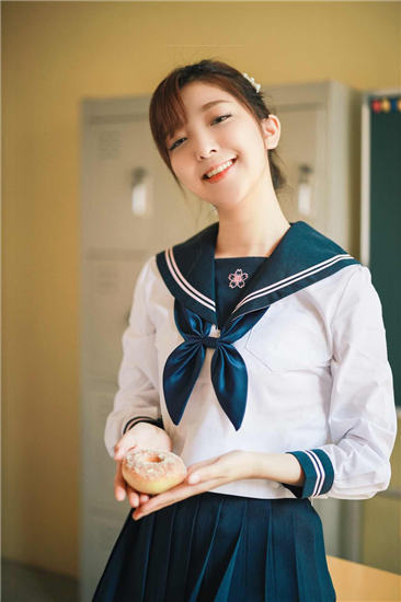 香蕉丝瓜草莓榴莲茄子绿巨人视频安卓免费版 V1.0.2